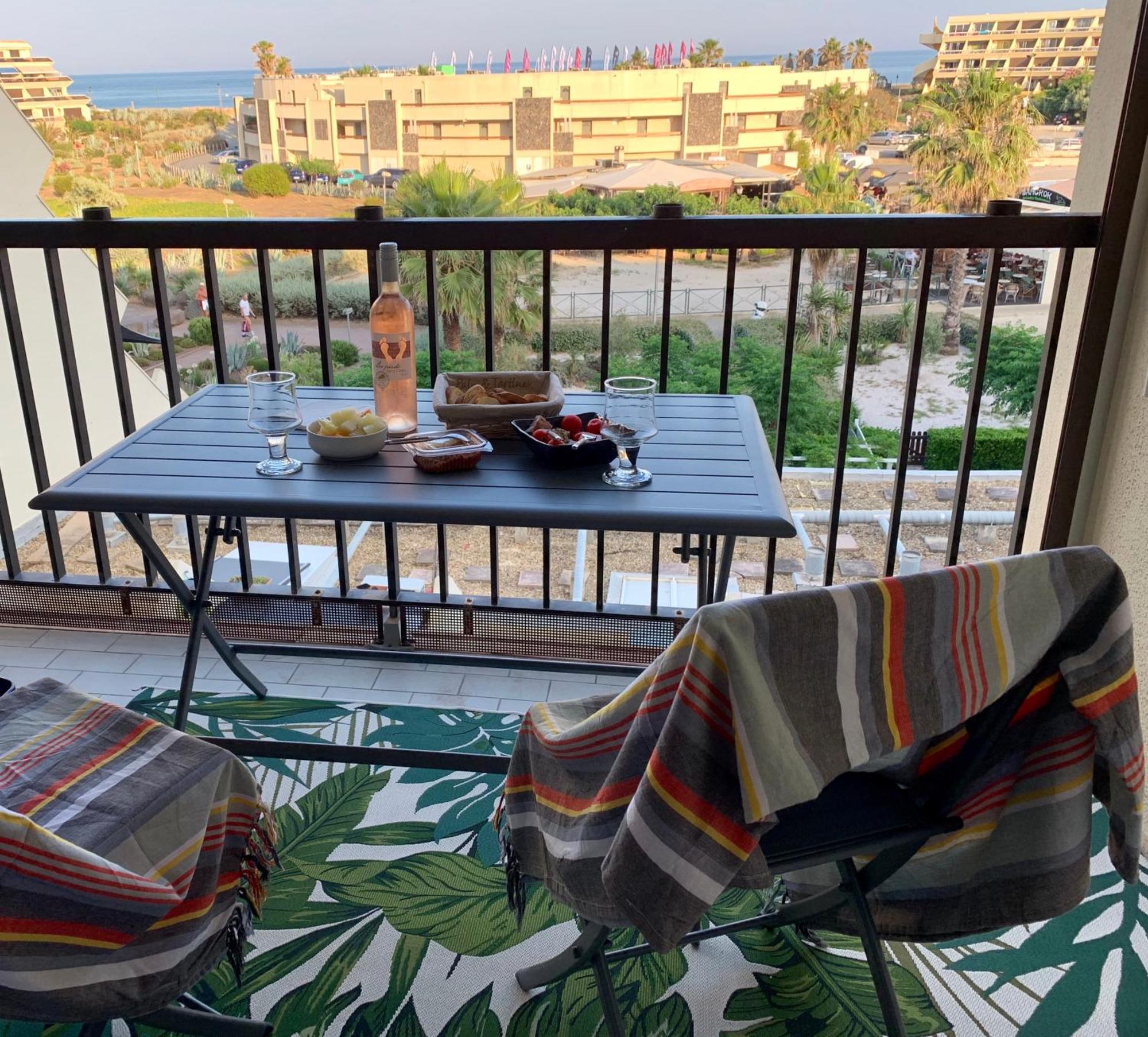 Bagatelle Naturiste Heliopolis Clim Ascenseur Vue Mer Parking Prive Agde Dış mekan fotoğraf